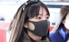 向前女友索要7亿抵偿款未满16岁就爱情……？王思聪谈的我去做头发是什么梗我去做头发了神情包-金秀贤被锤