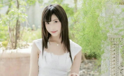 莜崎爱写真视频,性感女神的诱惑瞬间