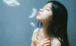 美女壁纸伤感,捕捉心灵的哀愁与温柔”