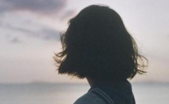 女生伤感图片 唯美,女生泪眼朦胧的瞬间”