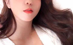 周晓涵写真,光影交织下的青春魅力